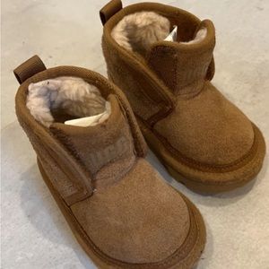 Ugg baby shoes